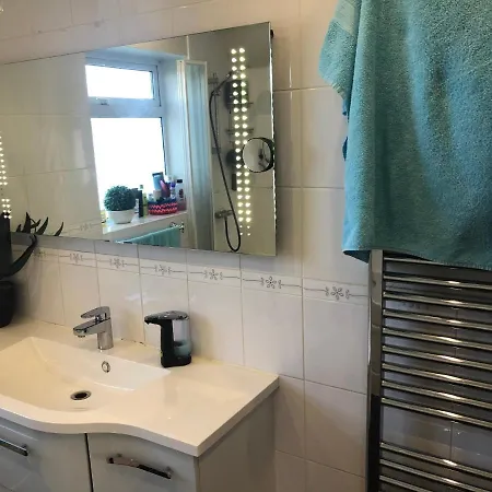 Lyndon Bed & Breakfast Solihull